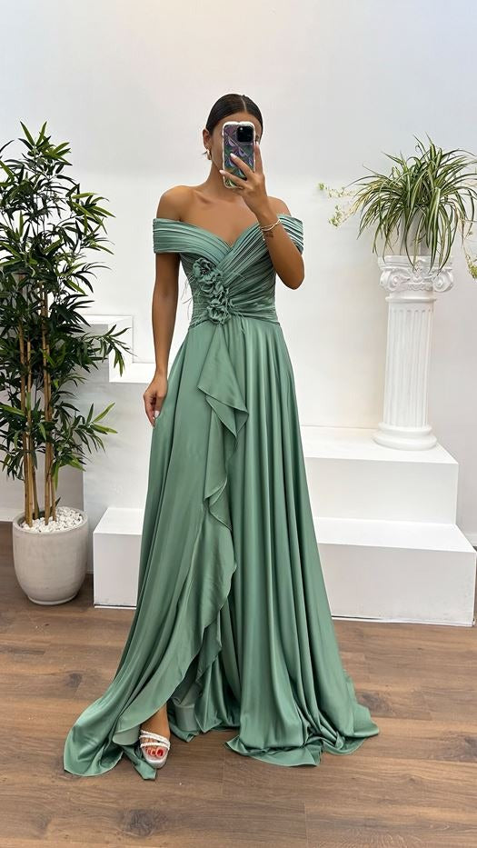 DROPPED SLEEVE DRAPED CORSET A LINE GOWN