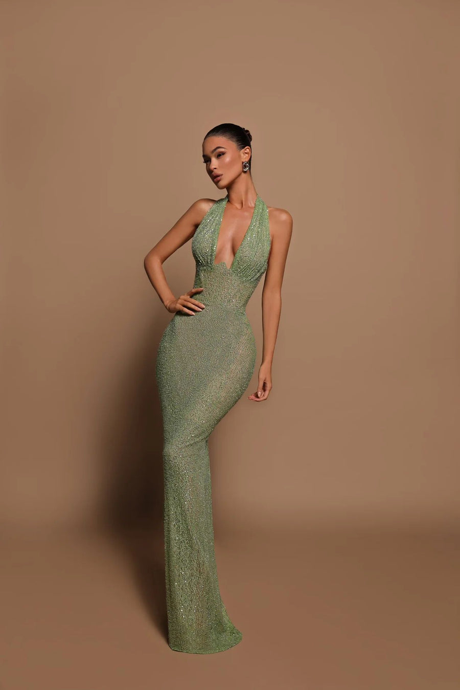 ZINNIA GREEN BEADED HALTER MAXI DRESS ZINNIA GREEN BEADED HALTER MAXI DRESS